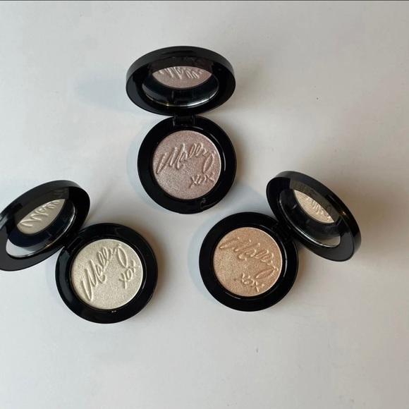 Mally Beauty Sleigh It Effortlessly Airbrushed Highlighter Trio Brand New - Picture 4 of 8